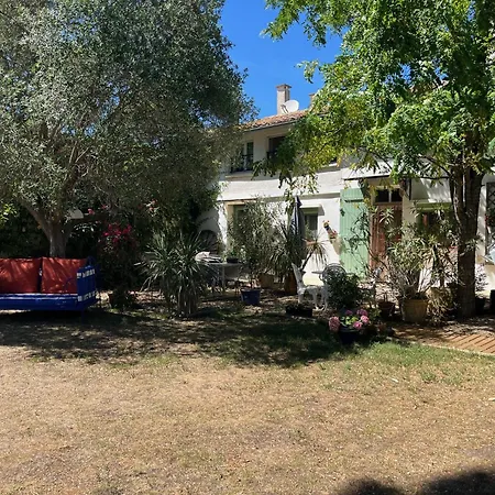 Pensionat Chambre Seville - Piscine Chauffee - Mas Saint-Louis 4*